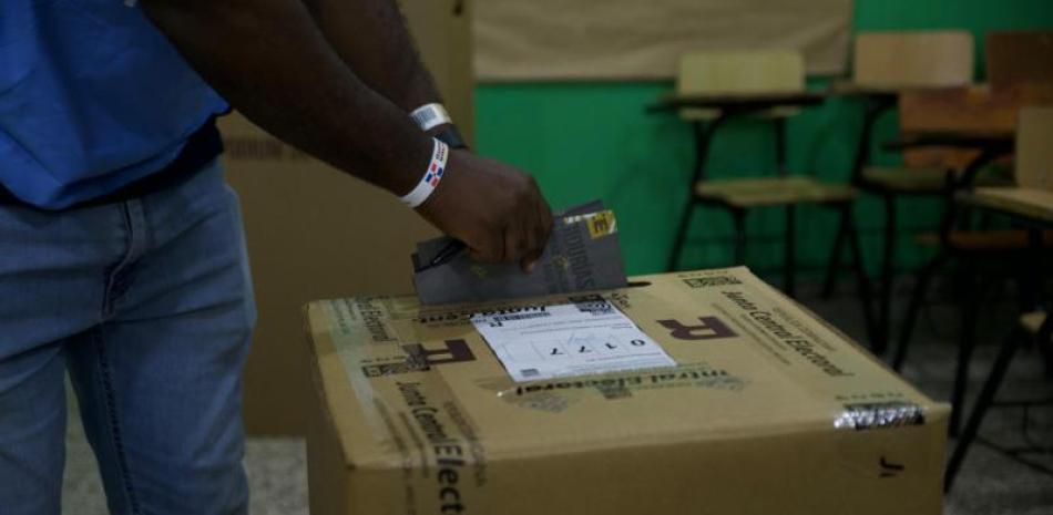 65d1f1c43a21f.r_d.405-233