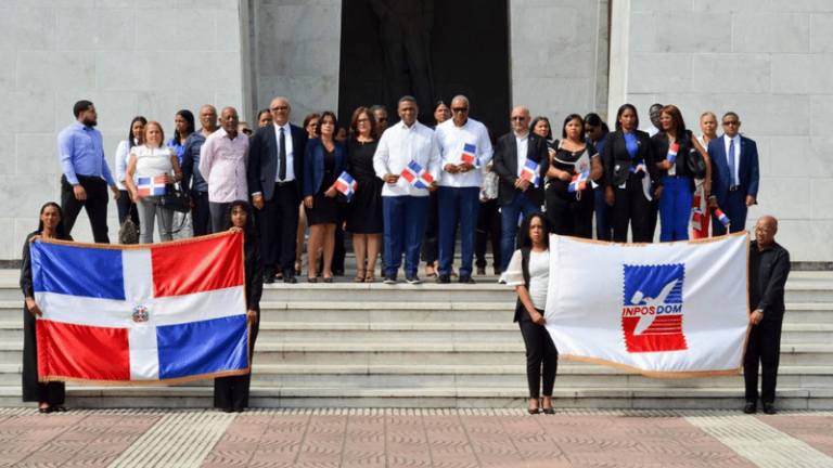 INPOSDOM rinde homenaje a los Padres de la Patria en el 181 aniversario de la Independencia Nacional - Imagen