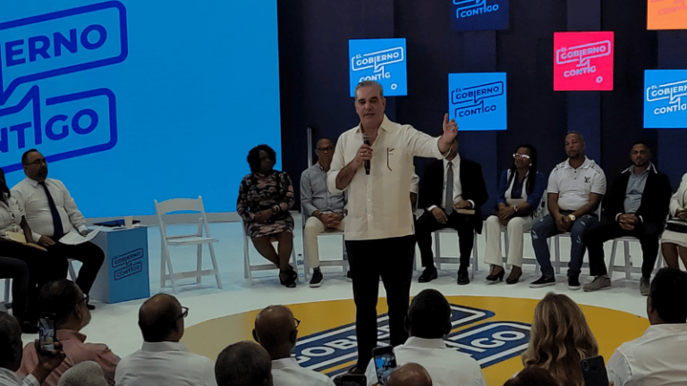 Presidente Abinader lanza el programa “El Gobierno Contigo” en Santo Domingo Norte - Imagen