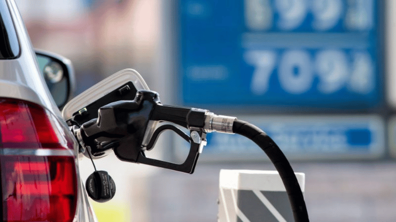 Gobierno mantiene precios de combustibles con subsidio de RD$403.5 millones - Imagen