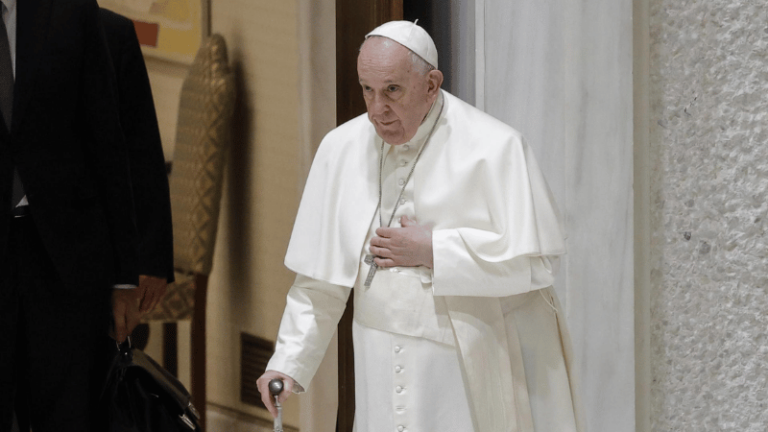 El Papa Francisco Supera la Fase Crítica de su Problema Respiratorio - Imagen