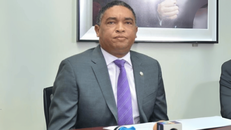 Yván Lorenzo exige esclarecer el uso de fondos de USAID para desestabilizar al PLD - Imagen