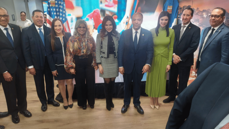 El Banco de Reservas amplía su oficina de representación en Nueva York - Imagen