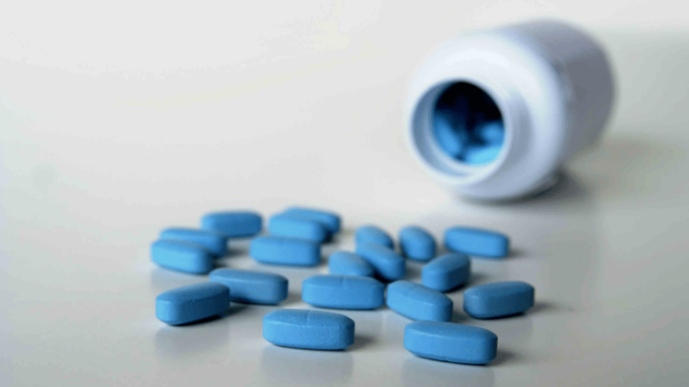 Detienen a joven dominicano en Barcelona con 20,000 pastillas de viagra - Imagen