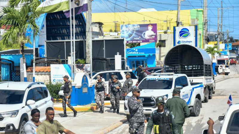 Así luce la entrada de Friusa previo a la marcha “pacífica” de la Antigua Orden Dominicana - Imagen