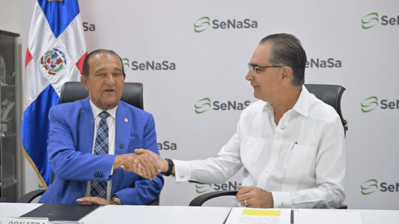 Senasa y Conatra firman convenio que beneficiaría a unos 150 mil choferes y sindicalistas - Imagen