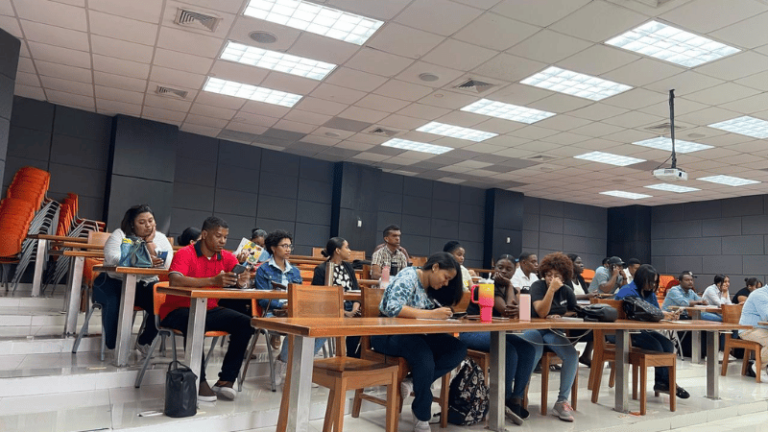 Inicia Diplomado en Oratoria y Maestría de Ceremonia en la UASD Barahona - Imagen