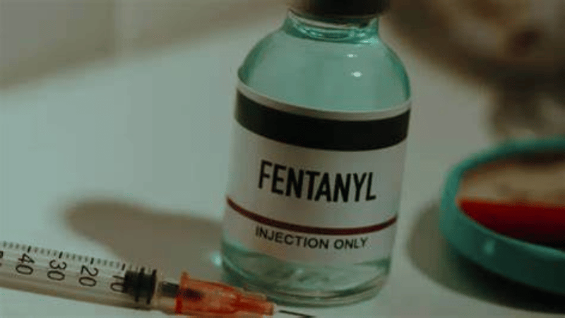 La ONU alerta sobre el peligro de las nuevas variantes del fentanilo en Estados Unidos - Imagen