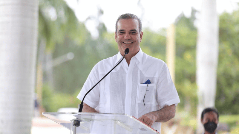 Luis Abinader encabeza tercera jornada de "El Gobierno Contigo" en Pedro Brand - Imagen