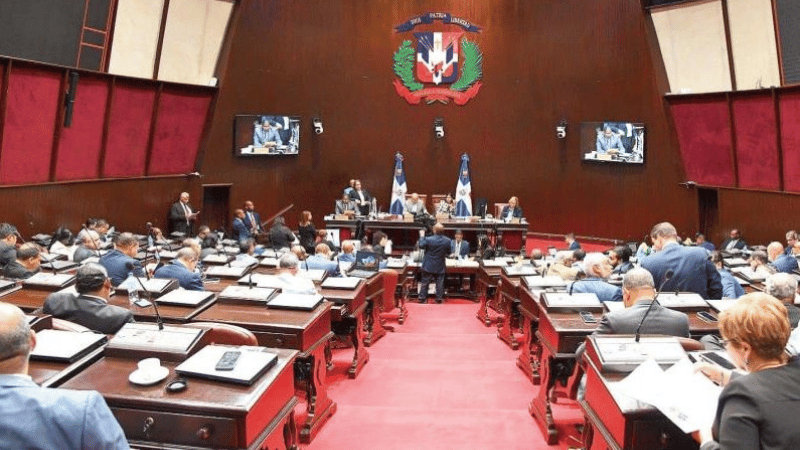 Cámara de Diputados estudia proyecto para garantizar paridad de género en candidaturas políticas - Imagen