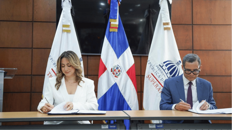 Ministerio de Trabajo y Supérate firman convenio que beneficiará a 35,000 jóvenes  - Imagen