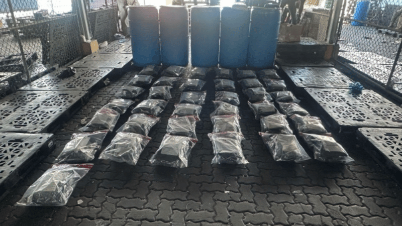 Marihuana traída desde EE.UU.: decomisan 73 paquetes camuflados en tanques de ropa - Imagen