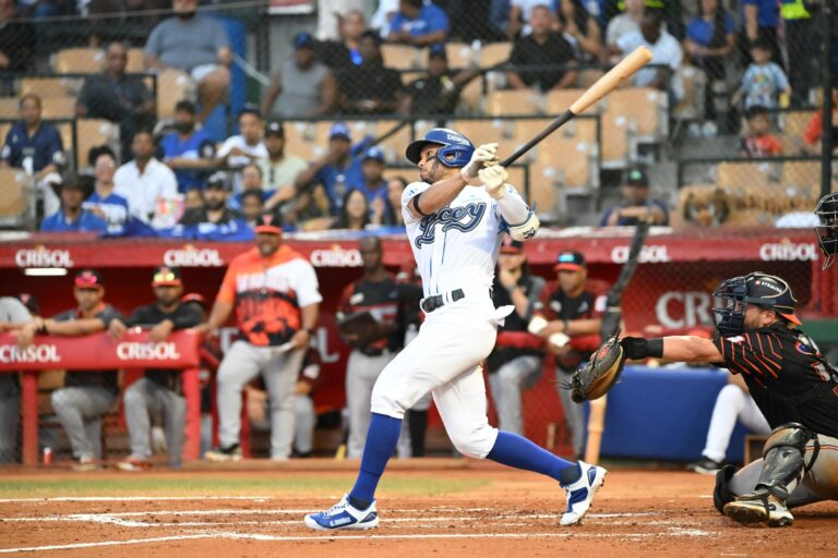 Gustavo Núñez llega a 400 imparables beisbol dominicano