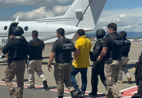 RD extradita a EU dominicano acusado de asalto mano armada