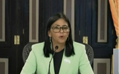 Delcy Rodríguez defiende las relaciones comerciales con EU