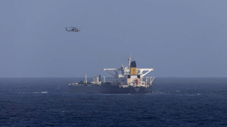 EU confirma interceptación de un petrolero de bandera rusa