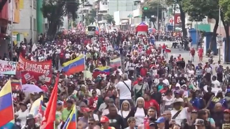 EU pide abandonar Venezuela ante posibles ataques armados
