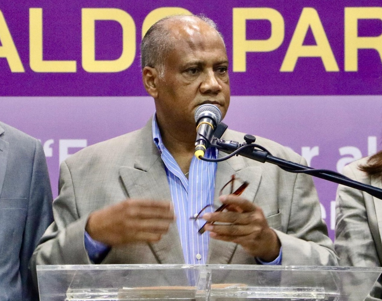 PLD critica «procedimientos de excepción» en sector eléctrico