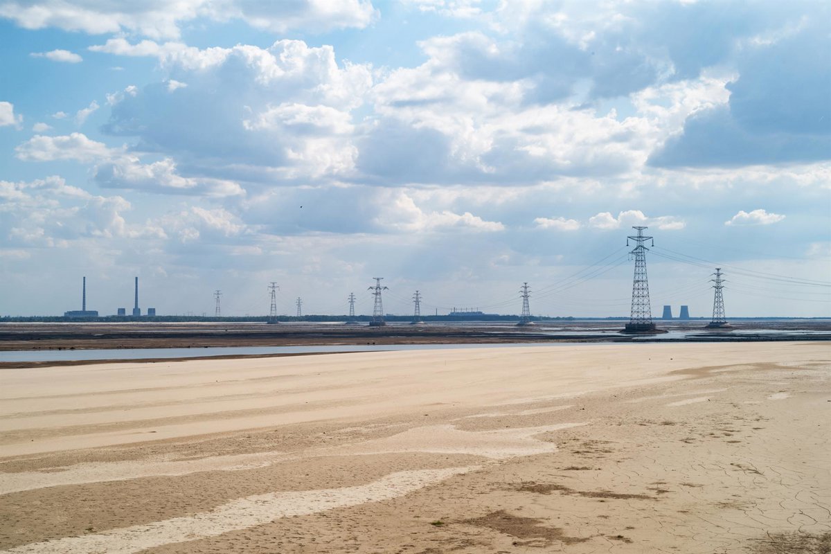 Ataque ucraniano afecta líneas eléctricas central de Zaporiyia
