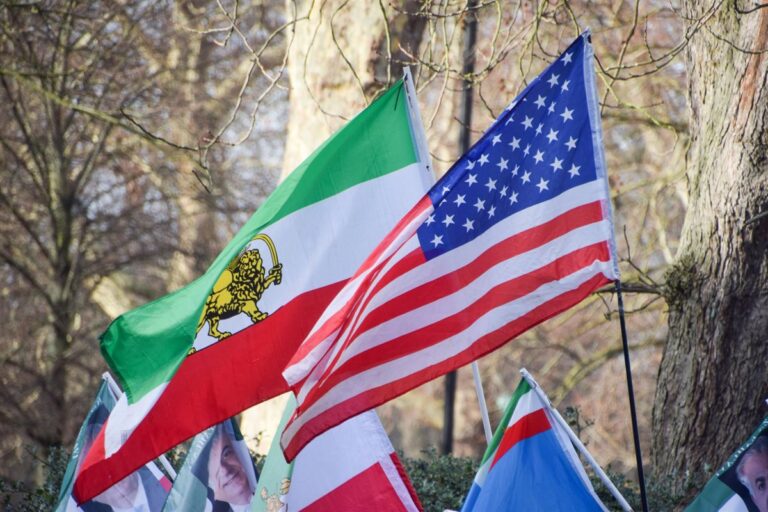 China aconseja «moderación» antes de EEUU atacar a Irán