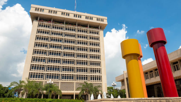 Gobierno resalta el crecimiento del empleo en la R