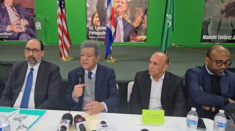 Leonel encabeza asamblea con miembros FP en Nueva York