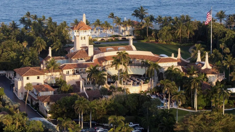 Matan a tiros persona intentó ingresar a residencia de Trump