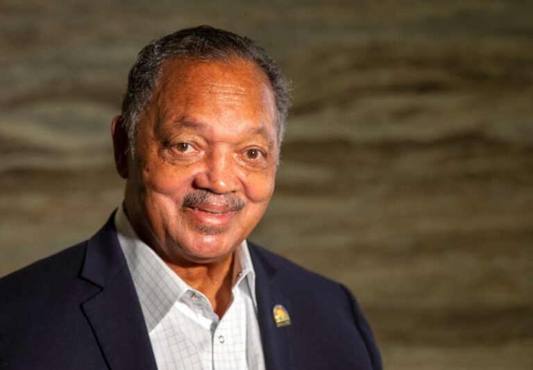 Muere Jesse Jackson, activista derechos humanos de los EEUU