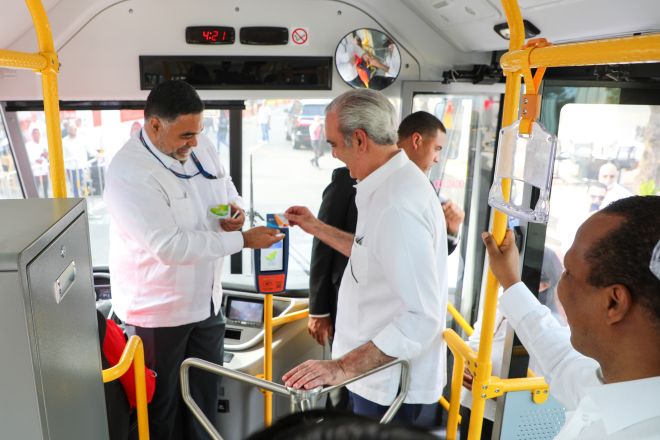 Presidente pone en marcha el Corredor Independencia en SD