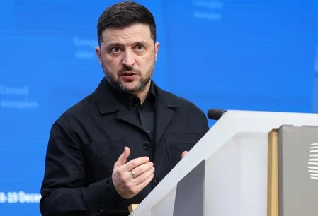 UCRANIA: Zelenski califica de «crimen» ataque ruso autobús
