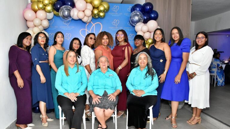 Fundación Constru-Yo celebra tercera graduación y fortalece el empleo femenino en la construcción - Imagen