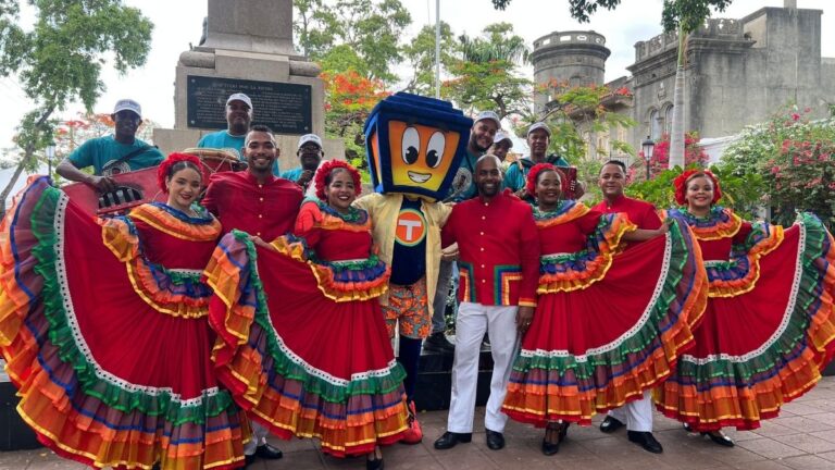 El Ministerio de Turismo y el Clúster Turístico de Santo Domingo inician "TURIZONEANDO Verano 2026 - Imagen