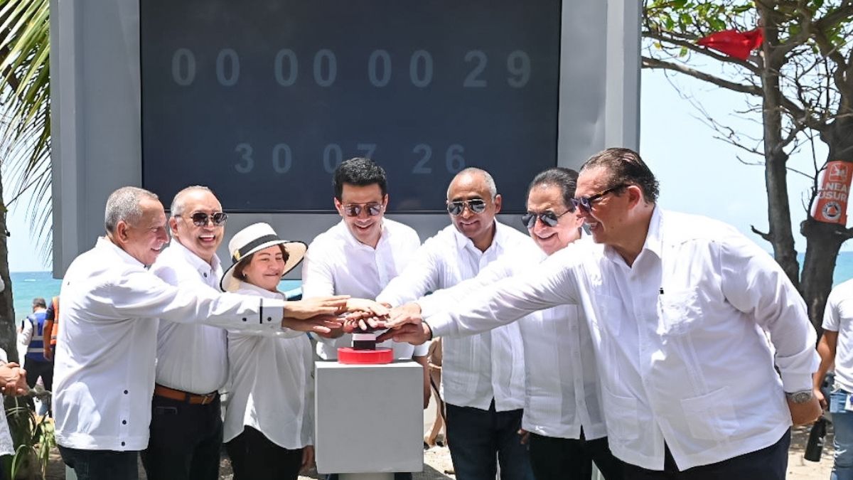 David Collado deja iniciada obras turísticas en Baní por 137 millones de pesos - Imagen