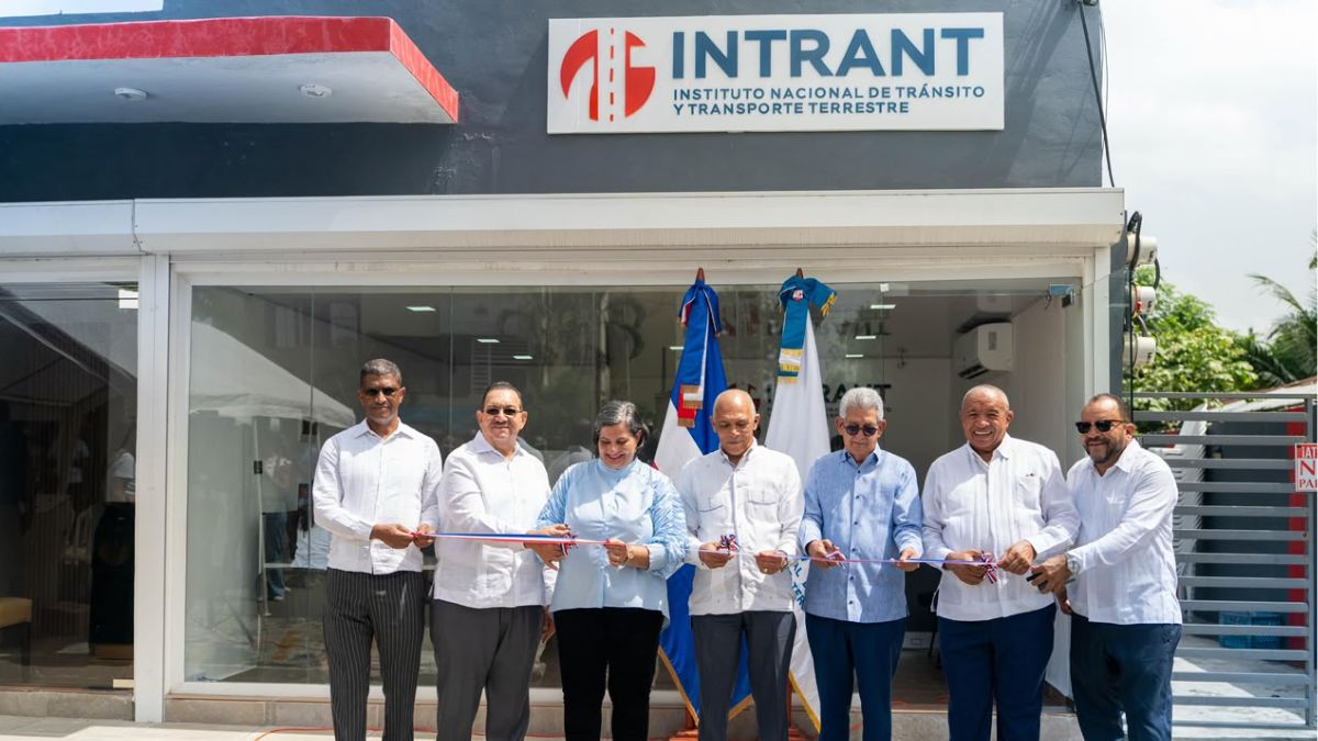 INTRANT acerca sus servicios a Hato Mayor con la apertura de la primera oficina de licencias de conducir - Imagen
