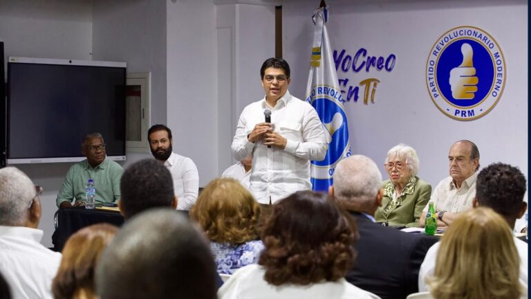 PRM reelige a Fellito Suberví como su presidente en el Distrito Nacional - Imagen