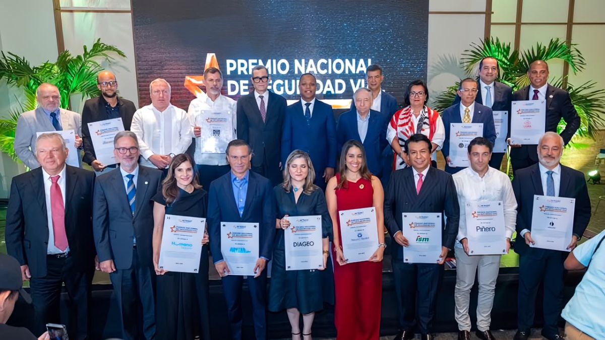 INTRANT realiza primera edición del Premio Nacional de Seguridad Vial; reconoce 13 empresas - Imagen