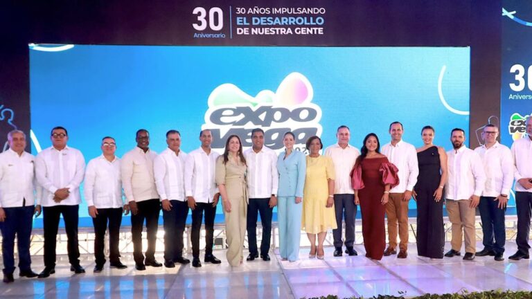 IDOPPRIL orienta a asistentes en Expo Vega 2026 para prevenir riesgos laborales - Imagen