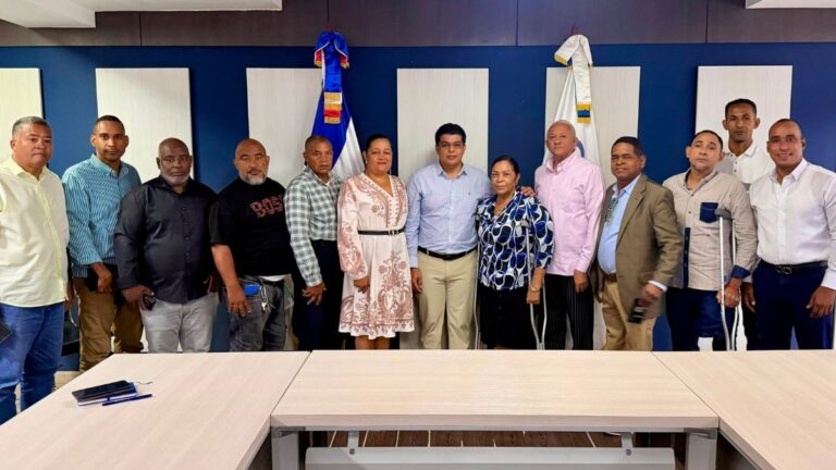 Director General de la CAASD Fellito Subervi y Consejo Económico y Social Municipal de Santo Domingo Oeste pasan revista a las principales obras de agua potable y  *saneamiento que* *ejecuta la institución* - Imagen