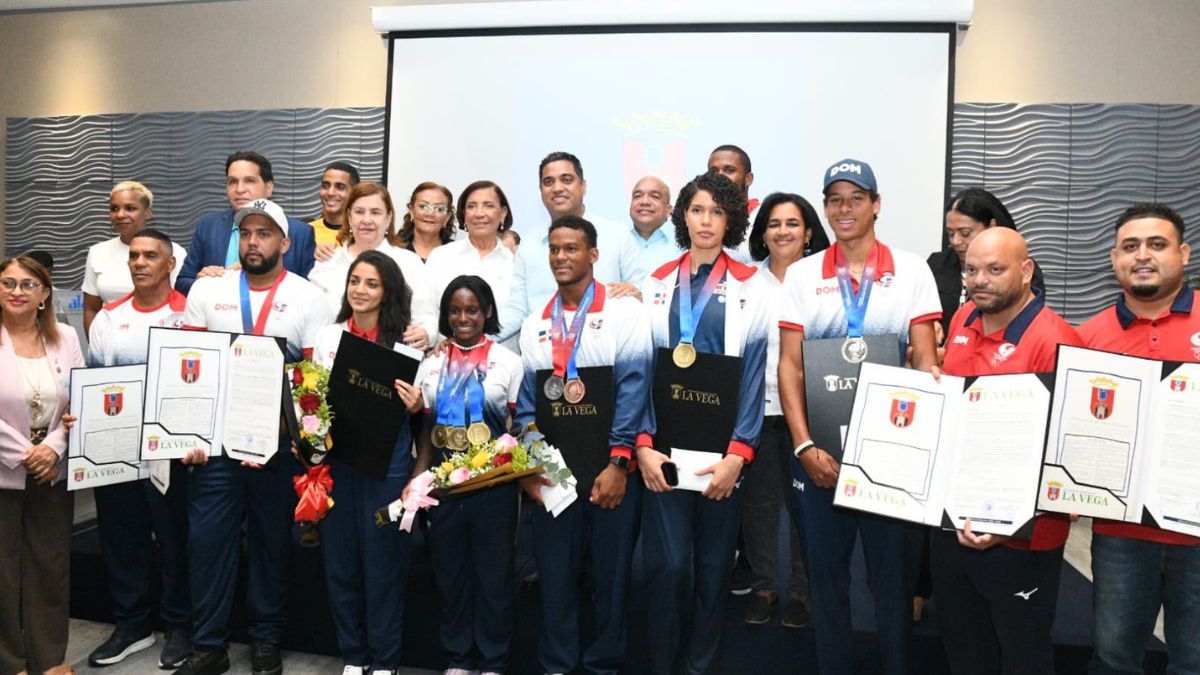 La Vega premia a sus campeones - Imagen