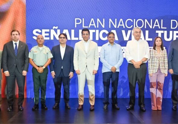 Turismo y RD Vial lanzan plan nacional de señalética turística. - Imagen