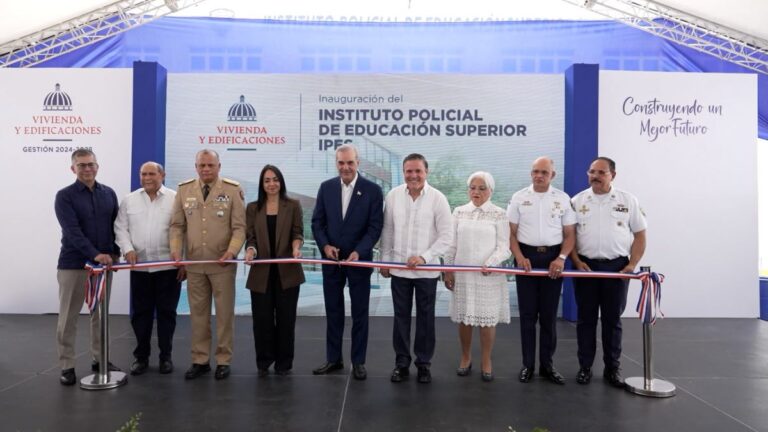 Presidente Abinader y ministro Jean Luis Rodríguez entregan nuevas instalaciones del Instituto Policial de Educación Superior (IPES) - Imagen