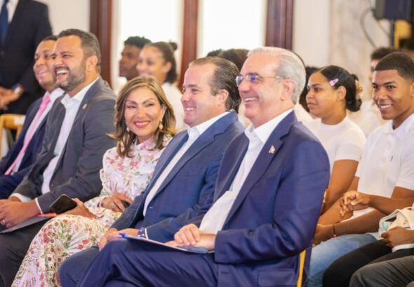 Más de 200 mil jóvenes dejaron de ser “Ninis” gracias a las programas del gobierno como “Oportunidad 14-24” para insertarlos en centros de estudio y trabajo - Imagen