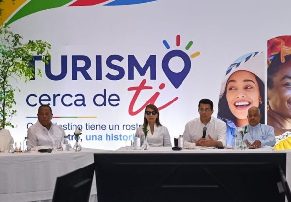 David Collado lanza en Puerto Plata el programa nacional “Turismo Cerca de Ti”. - Imagen
