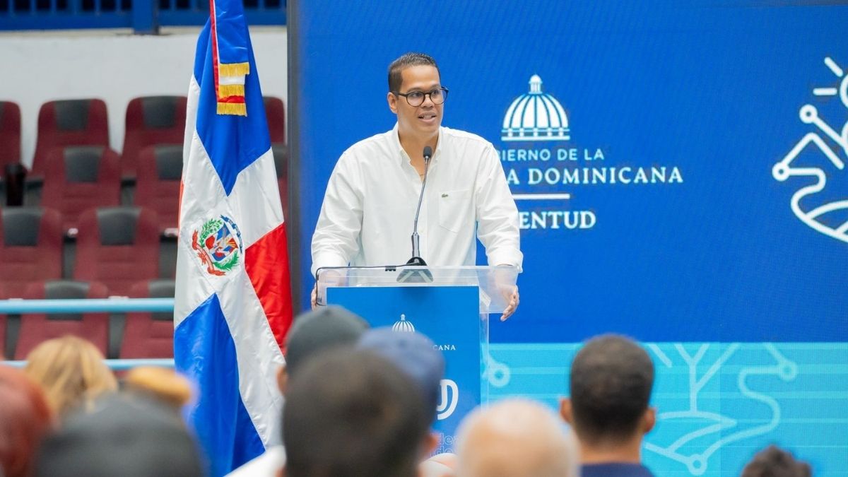 Fernando Lagares: “La mejor respuesta a cualquier crítica son las oportunidades y los resultados que estamos generando para la juventud” - Imagen