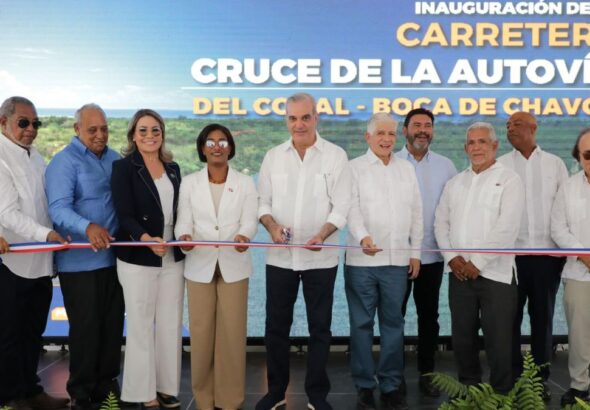 Tras 25 años de espera, presidente Abinader inaugura la carretera de Boca de Chavón - Imagen