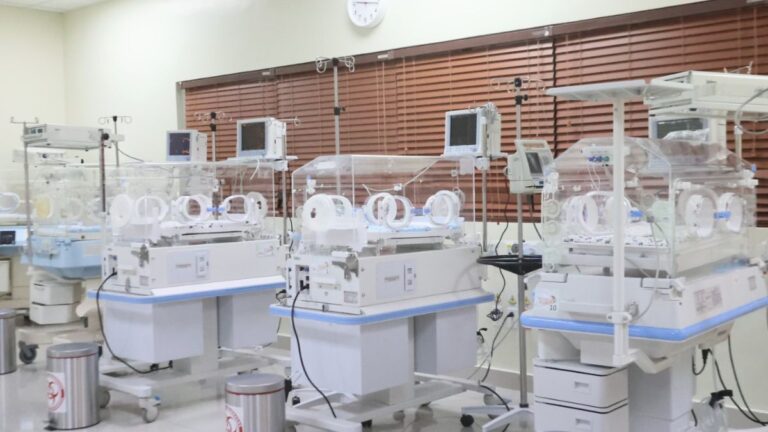 SALUD PÚBLICA RECONOCE IMPORTANTE REDUCCIÓN DE LA MORTALIDAD MATERNA E INFANTIL EN 2026, SEGÚN BOLETÍN EPIDEMIOLÓGICO 33 - Imagen
