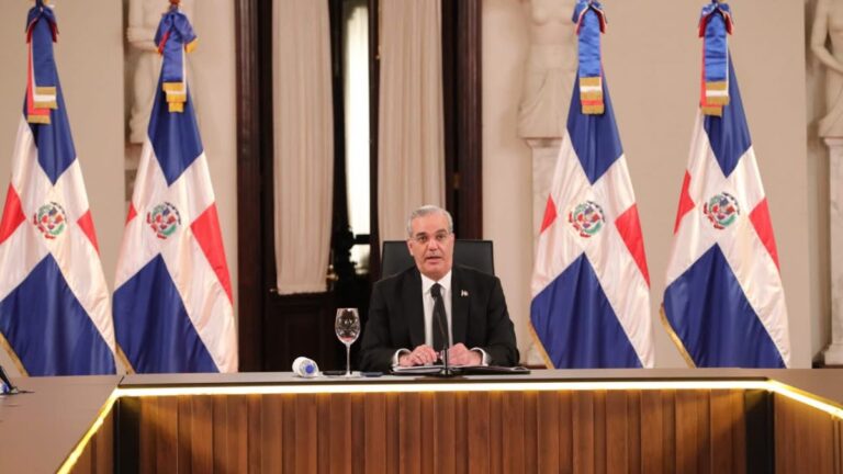 Gobierno destaca que la tasa de pobreza monetaria bajó 2.8 puntos este año con respecto a 2025 - Imagen