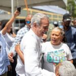 Luis Abinader agradece el cariño y respaldo recibido de su gente en San Cristóbal - Imagen