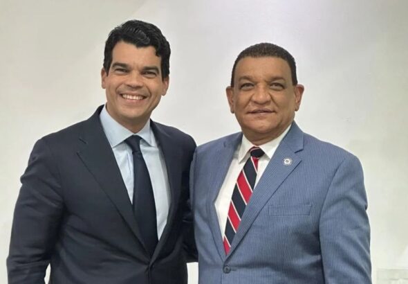 Wellington Arnaud designa a Guillermo Moringlane director ejecutivo del sector Salud de su proyecto presidencial - Imagen