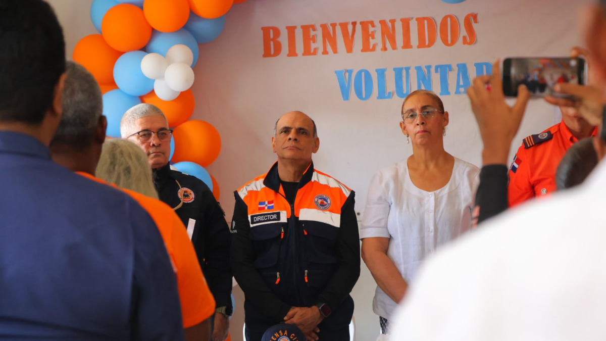 Defensa Civil juramenta a José Ceballos como nuevo director provincial y regional en San Cristóbal - Imagen